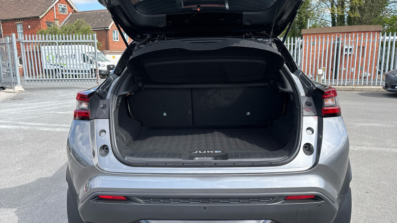 Nissan Juke 1.0 DiG-T 114 Tekna+ 5dr Petrol Hatchback